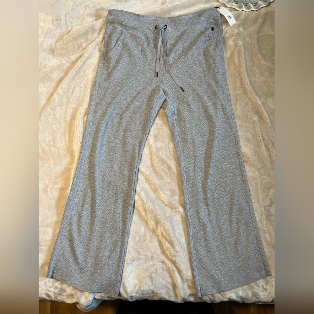 Women’s Calvin Klein performance size XXL. NWT